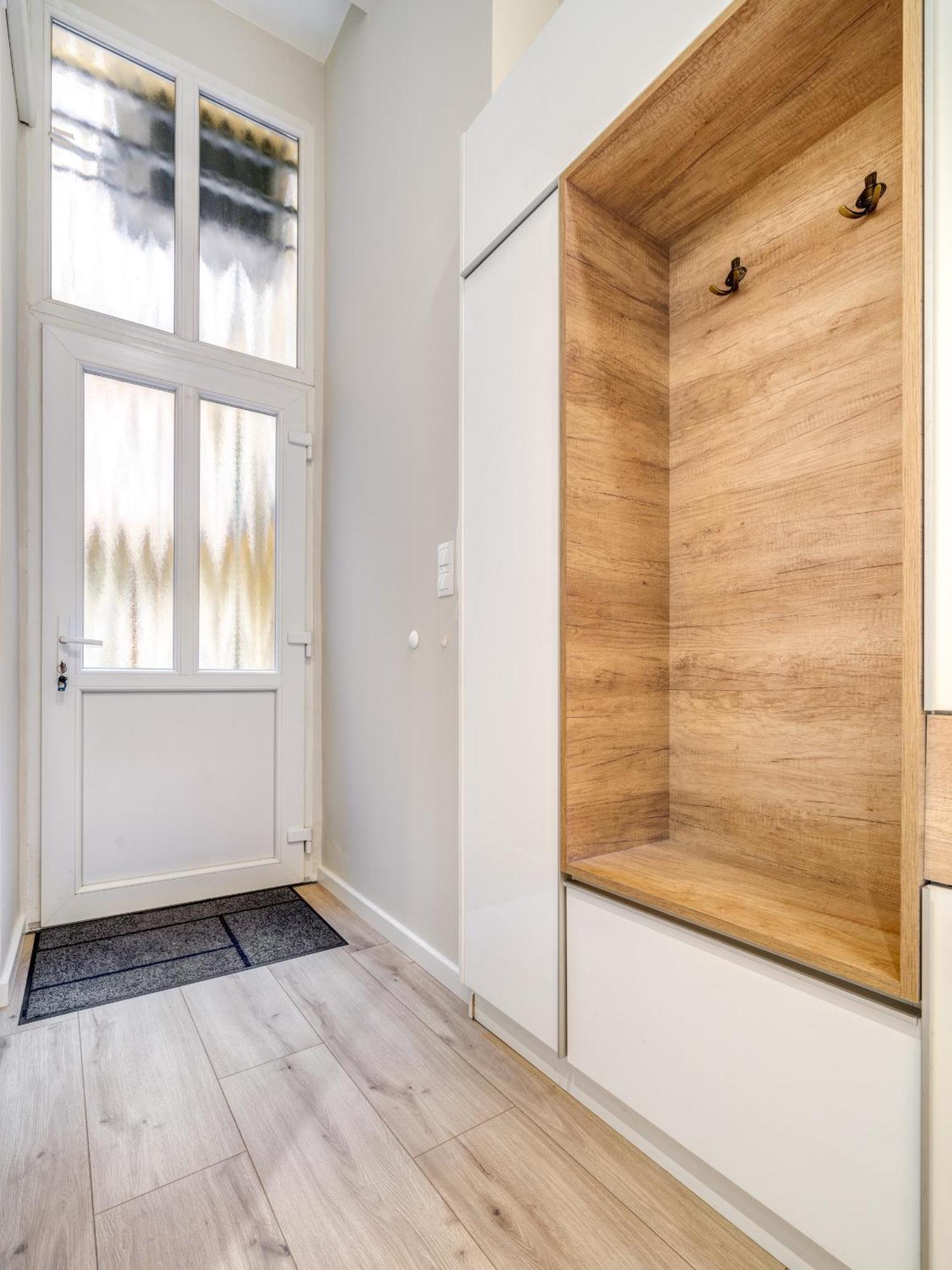 Rakoczi Stylish Entire Apartment Budapest Bagian luar foto